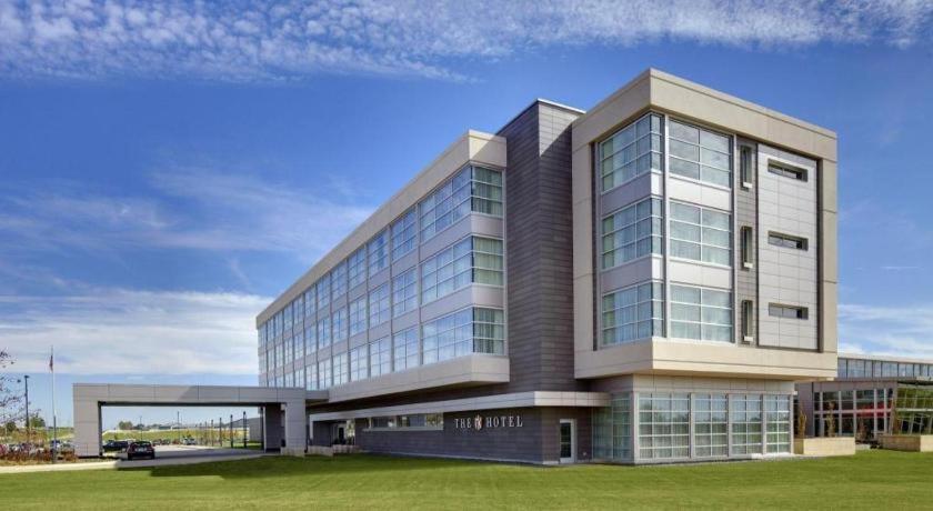 The Hotel At Kirkwood Center Cedar Rapids Exteriör bild